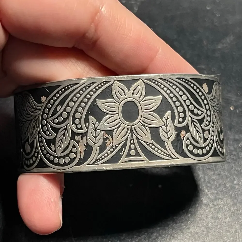 Floral Silver Tone Cuff Bracelet Vtg Adjustable